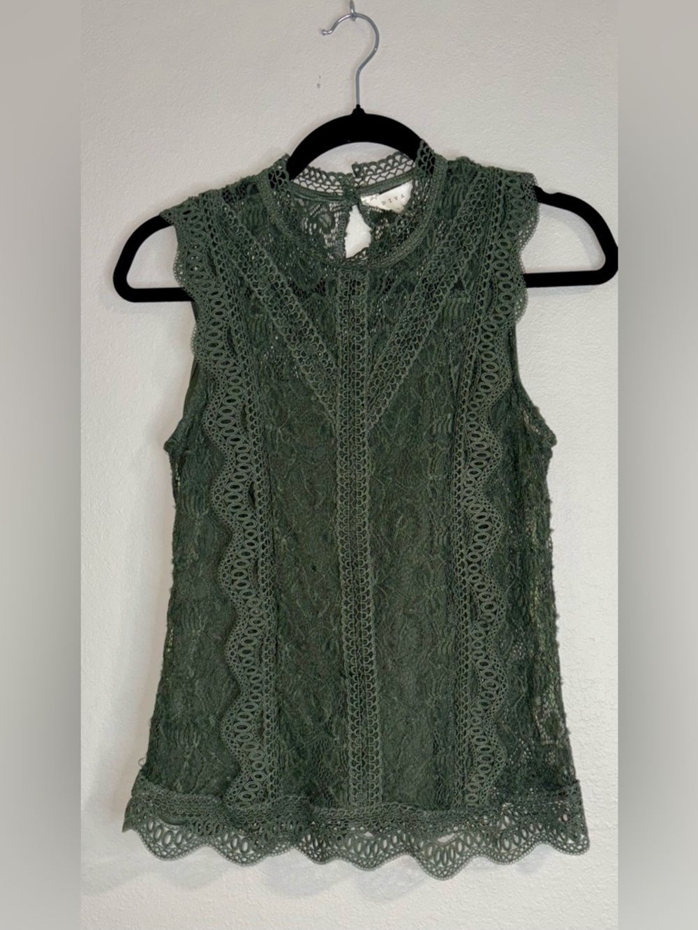 Diva Olive Green Lace Sleeveless Camisole